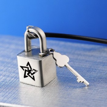 Fashion Five-pointed star Titanium Lock Necklace Pendant