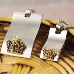 Crown titanium couples pendants