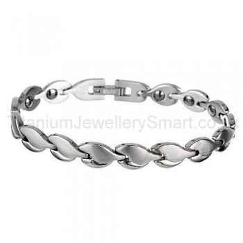 7.5 Inches Titanium Bracelet