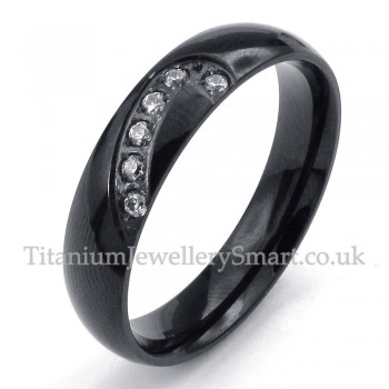 Black Titanium Heart Ring with White Zircon