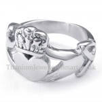 Hands Hugs Up Heart Titanium Ring