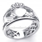 Hands Hugs Up Heart Titanium Ring