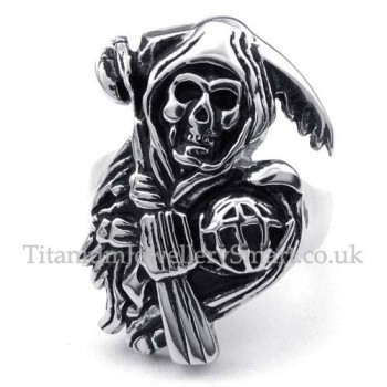 Titanium Skull Ring