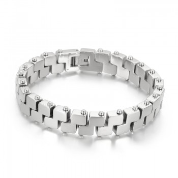   Vacuum plating 18kz letter titanium men's bracelet