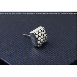 Popular Honeycomb-shaped Titanium Earrings