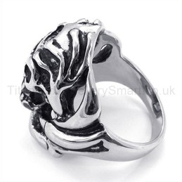 Classical Skulls Titanium Ring 19234