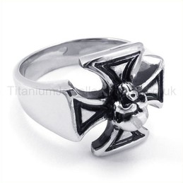 Classical Cross Titanium Ring 19250