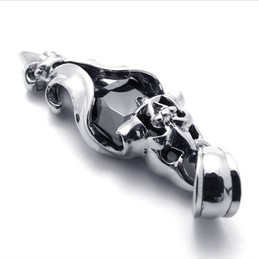 Black Rhinestone Titanium Pendant 20669