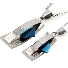Titanium Blue and Silver Boat Lovers Pendants with Free Chains C477