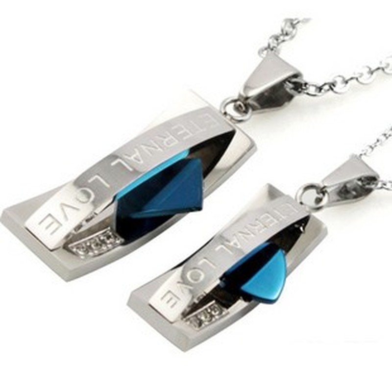 Titanium Blue and Silver Boat Lovers Pendants with Free Chains C477