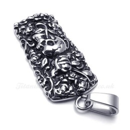 Rose Skull Cards Shaped Titanium Pendant Necklace (Free Chain)