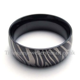 Titanium Stripe Pattern Ring