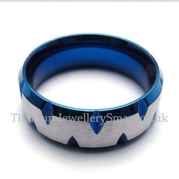 Blue Titanium Ring with Diamond-shaped Notch