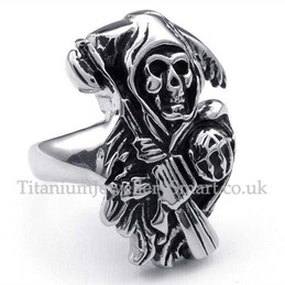 Titanium Skull Ring