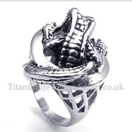 Titanium Crocodile Ring