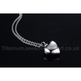 Unisex Titanium Pendant Perfume Bottle Heart Shaped Openable PN-435