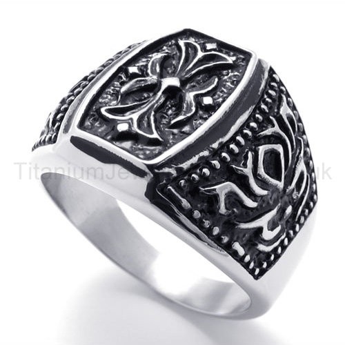 Secretive Texture Titanium Ring 20205-£109 - Titanium Jewellery UK