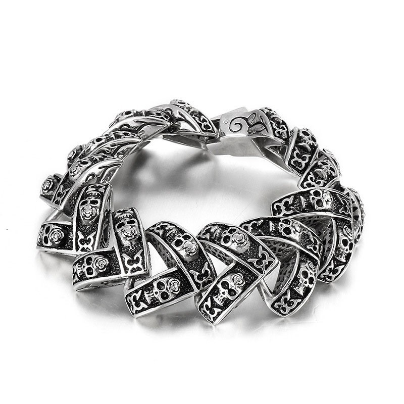   Cool heavy skull stereoscopic men's titanium bracelet