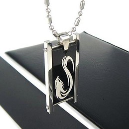 Man Black Pattern Wolf Titanium Steel Necklace -New-